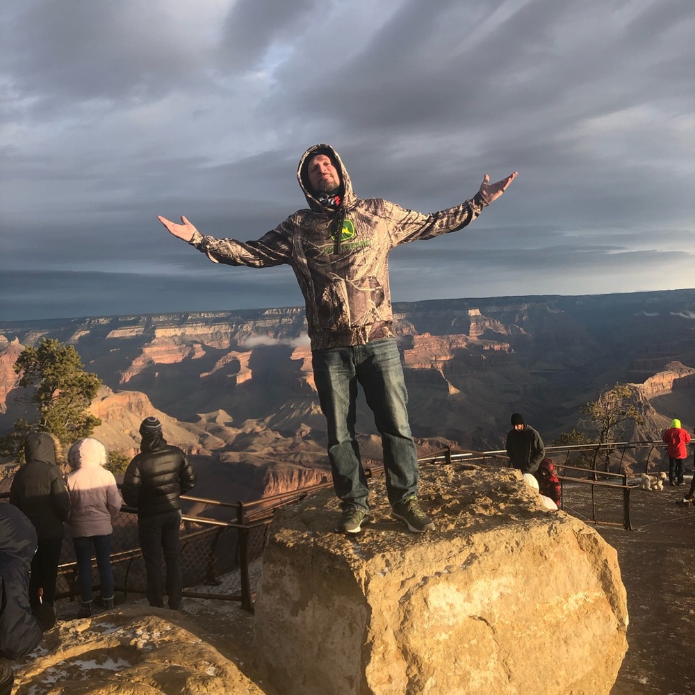 Meet your Posher, Grady